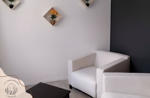 Noeux-les-Mines House | Chez Serge le N° 105, parking gratuit, 2 pers