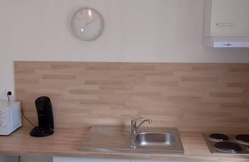 Noeux-les-Mines House | Chez Serge N°107, jardin, parking, animaux, 4 pers