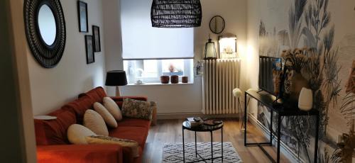 Bruyeres Apartment | chez Sherlock et Oscar