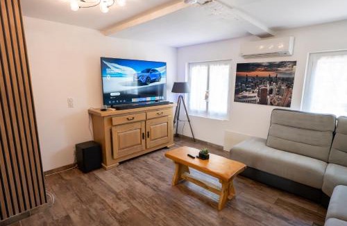 Revel House | Chez Simon, au fil de l'eau