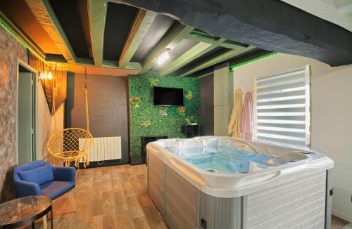 Loiron House | Chez So'spa