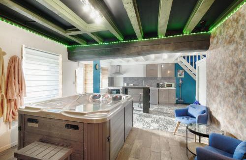 Loiron House | Chez So'spa