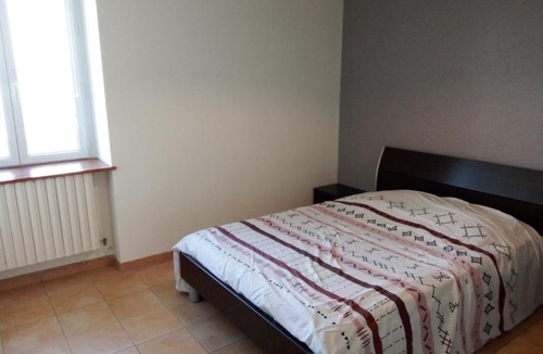 Saint-Germain-Nuelles House | Chez Steph