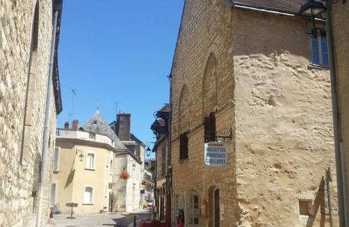 Chateauroux House | Chez Stephanie