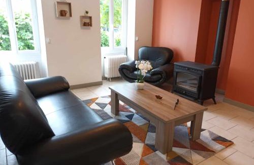 Thenioux House | Chez Tartine