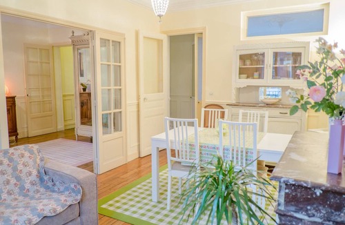 Amerique Apartment | Chez Virginie Superb apartment in a detached house
