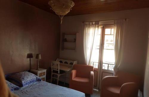 Ria-Sirach Bed & Breakfast | Chez Vivi