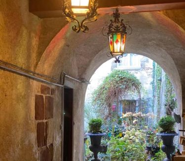 Brioude Apartment | CHEZ VOUS. à La CHANOINERIE