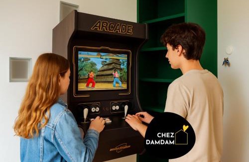 Saint-Denis Apartment | CHEZDAMDAM - le Loft du Stade - 6 chambres - terrasse - arcade