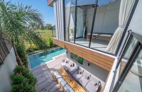 Padonan Villa | Chiama Sun - Luxury 4BR Villa with Pool, BBQ and Fast Wi-Fi