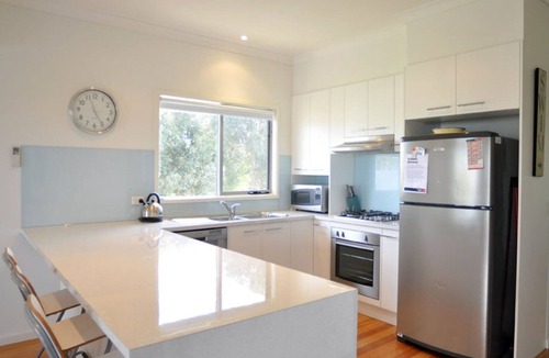 Inverloch House | Chiaro Villa - Surf Side