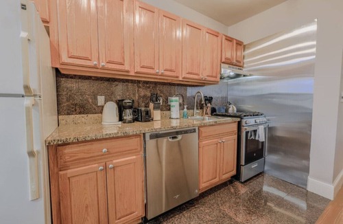 Theatre District Apartment | Chic 1 Bed Apartment! | Steps from Boston Common!