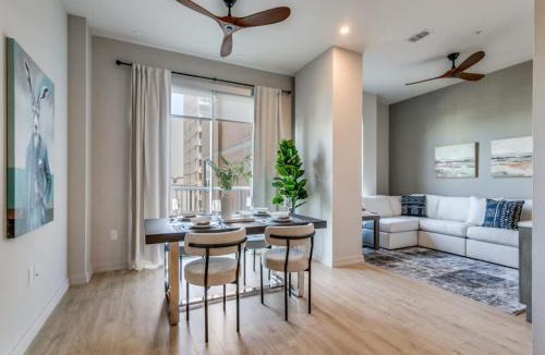 Cityplace Apartment | Chic 1 Bed Apt on McKinney Ave