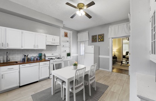 Benton Park Apartment | Chic 1-bedroom apartment with WiFi, AC in fabulous St. Louis