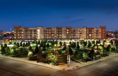 Deep Ellum Apartment | Chic 1-bedroom Luxe apartment with AC, fitness room in fabulous Downtown Dallas