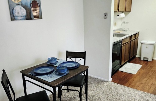 Overland Apartment | Chic 1-Bedroom near airport. Proceeds to STLCC Engineering Program Students