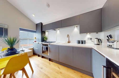 Canton Apartment | Chic 1BR flat in Prime Location