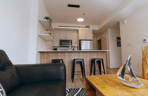 Winnipeg Apartment | Chic 1BR Heaven Near Osborne Village and The Forks