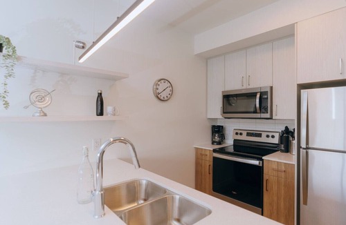 Winnipeg Apartment | Chic 1BR Heaven Near Osborne Village and The Forks
