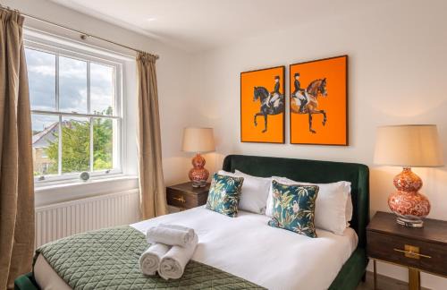 Hampton Wick Apartment | Chic 1BR Teddington Apartment Modern & Bright
