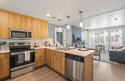 Downtown Salt Lake City Apartment | Chic 2-Bed, 2-Bath Apartment near Temple Square