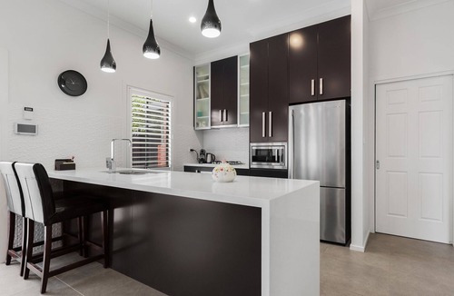 Keilor Downs House | Chic 2 Bedroom Keilor