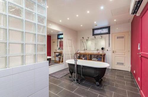 Sannois Apartment | Chic 2bedroom 70m2 15minutes of Paris Parking