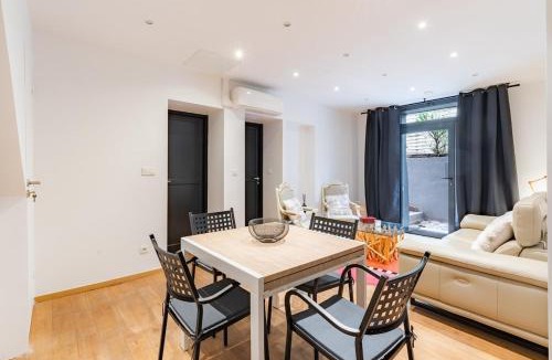 Sannois Apartment | Chic 2bedroom 70m2 15minutes of Paris Parking