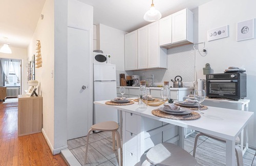 Rose Hill Apartment | Chic 3Bd 1Bth Near Empire State