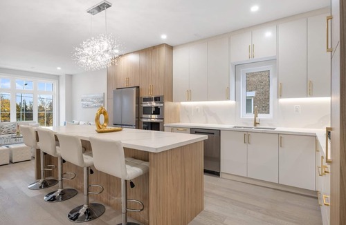 Markham House | Chic 4-Bedrooms & 4.5 Bathrooms Executive Home with Luxury Finishes
