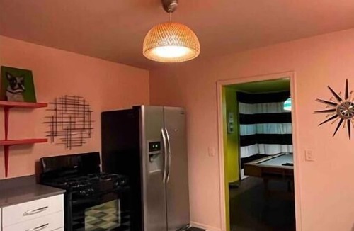 Downtown Oklahoma City House | Chic 50s Time Capsule Downtown/OU Med/OK Capitol