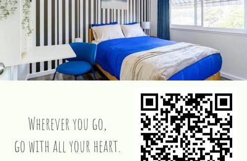 Poets Corner Apartment | Chic Abode In Central Berkley