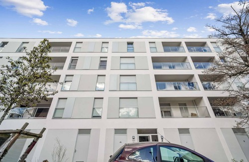 Bondy Apartment | Chic and brand-new studio near Paris