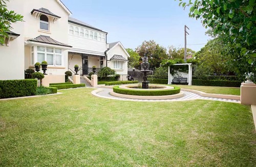 Lewisham Apartment | Chic and Characterful Studio Apartment