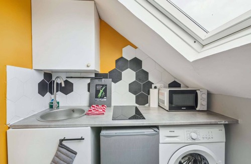 Sainte-Anne - Faubourg Noyon Apartment | Chic and Confortable studio