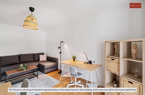 Center Apartment | Chic and Cozy: 2-Bedroom Bliss in Zurich