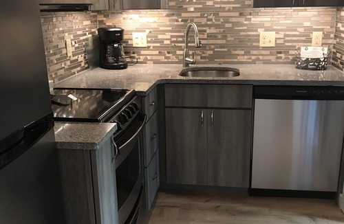 Maple City Condo | Chic and Cozy Condo