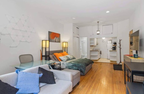 Central Park West Apartment | Chic and Cozy Studio | Near Park & NYC World Cup
