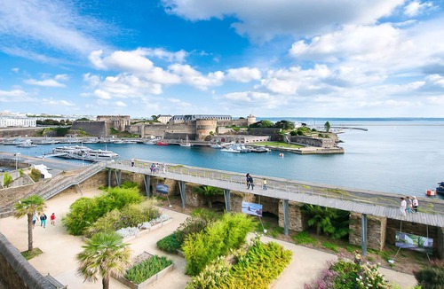 Downtown Apartment | Chic and modern in hyper center