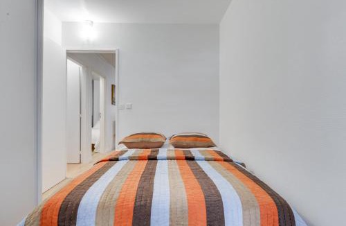 Saint-Germain-en-Laye Apartment | Chic and spacious apart with parking
