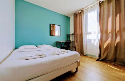 Mantes-la-Jolie Apartment | Chic apart with parking