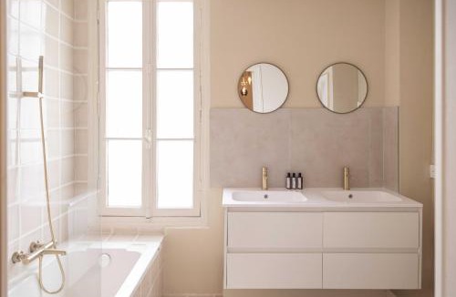 15th Arrondissement Apartment | Chic apartment - 5BR-10P - Grenelle-Eiffel Tower