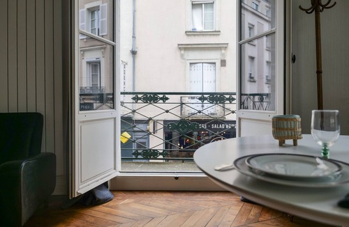 Downtown Angers Apartment | Chic Apartment – City Center – 2 Guests