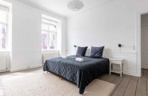 Nyhavn - Amalienborg Apartment | Chic Apartment in Vibrant Area by Copenhagen Canals