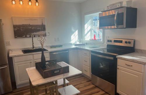 Shallotte Apartment | Chic Apartment next to Ocean Isle Beach