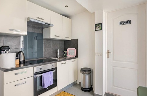 Louvres Apartment | Chic Apt Roissy CDG/Paris/Astérix/Parc Expo