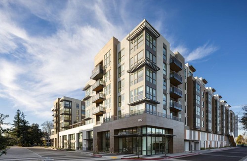 Mountain View Condo | Chic Avelle 2BR with Hot Tub & Pool. Unwind in Comfort