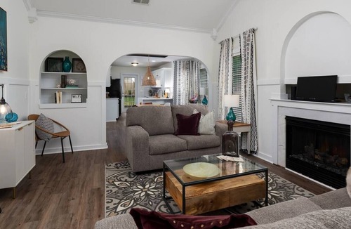 Helena House | Chic Boho Bungalow - Perfect for a Weekend Getaway