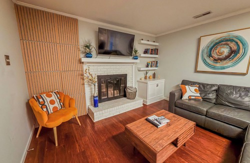 North Raleigh House | Chic & Bright Home in North Hills & Close to Downtown
