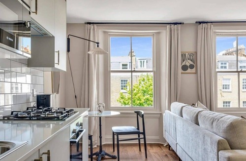 Abbey Road Apartment | Chic & Calm St John’s Wood Home